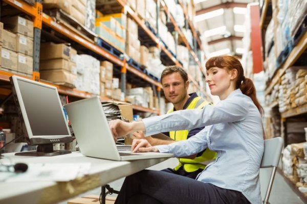 Gros plan sur les logiciels erp de gestion de stocks et leurs avantages.